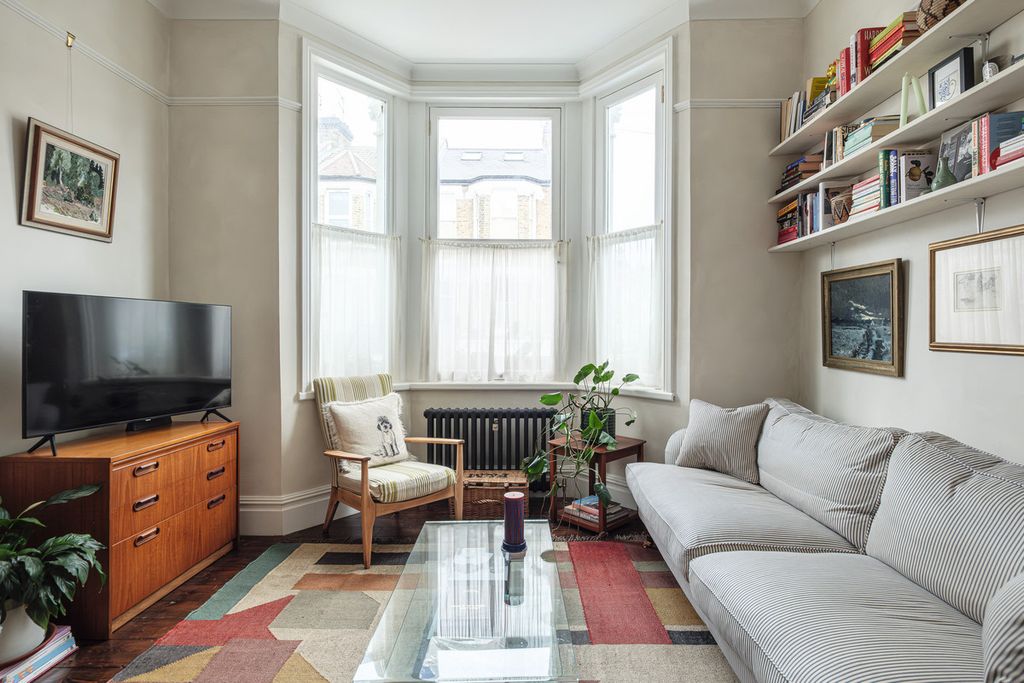 Property photo 2 of 29