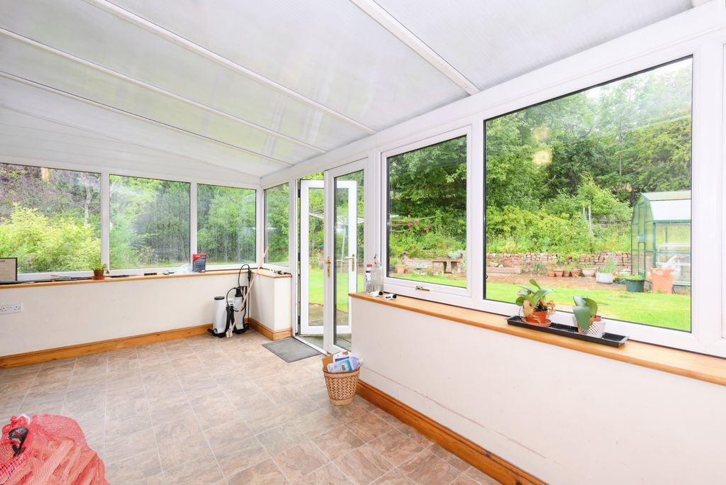 Property photo 3 of 13 Conservatory
