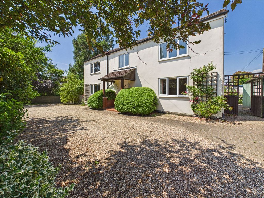 Property photo 1 of 33 Picture No. 40