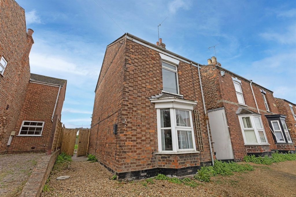 Property photo 1 of 14 Picture No. 01