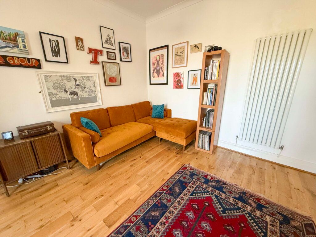 Property photo 2 of 23