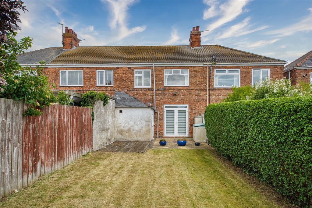 Property photo 3 of 19