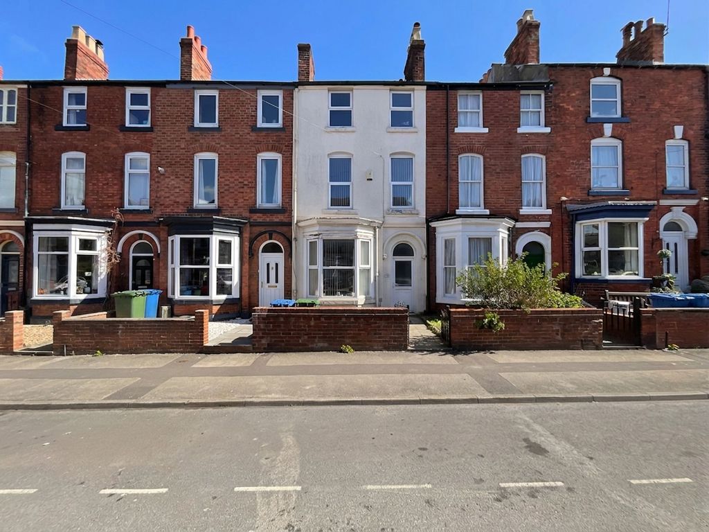 Property photo 1 of 24