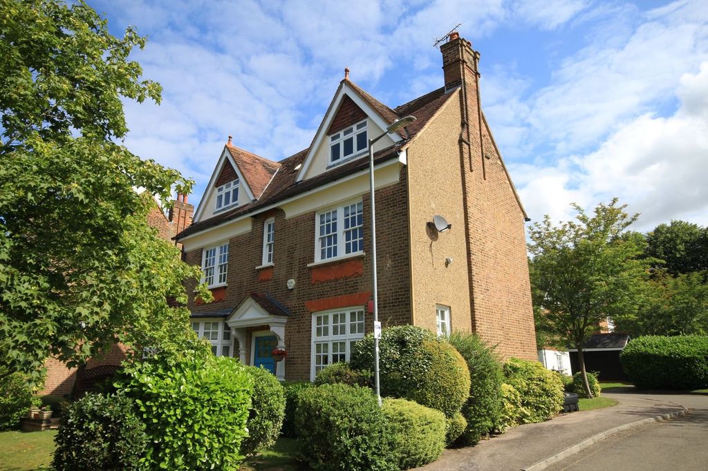 Property photo 1 of 9
