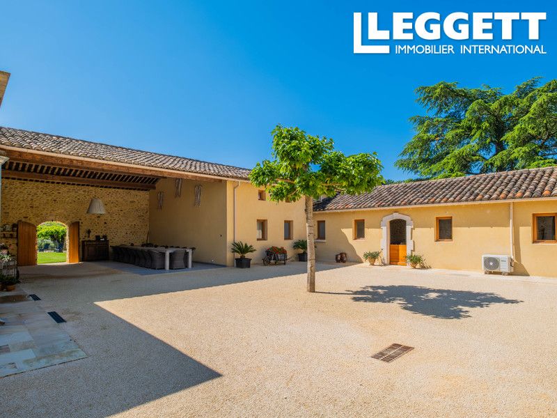 Property photo 3 of 10