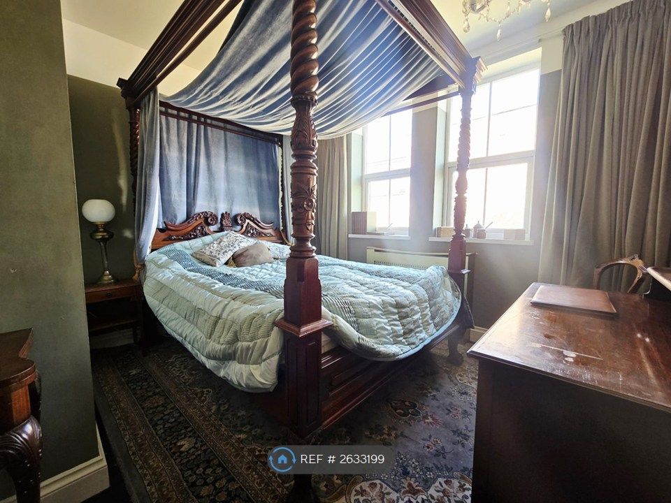 Property photo 2 of 5