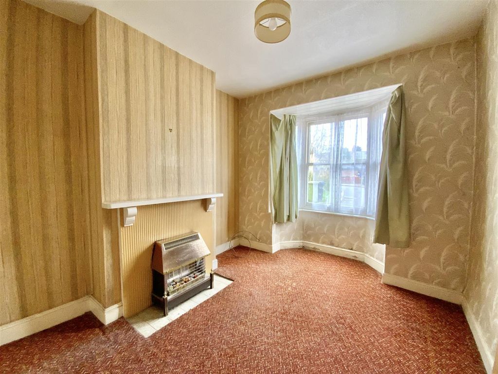 Property photo 2 of 9 Living Room