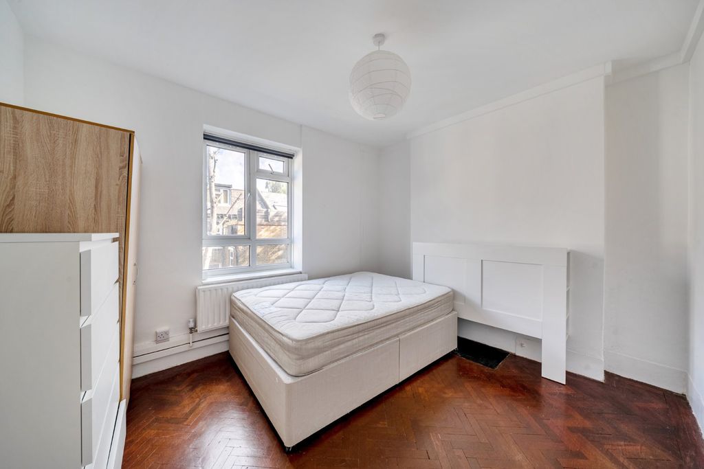 Property photo 3 of 11 Picture No. 04