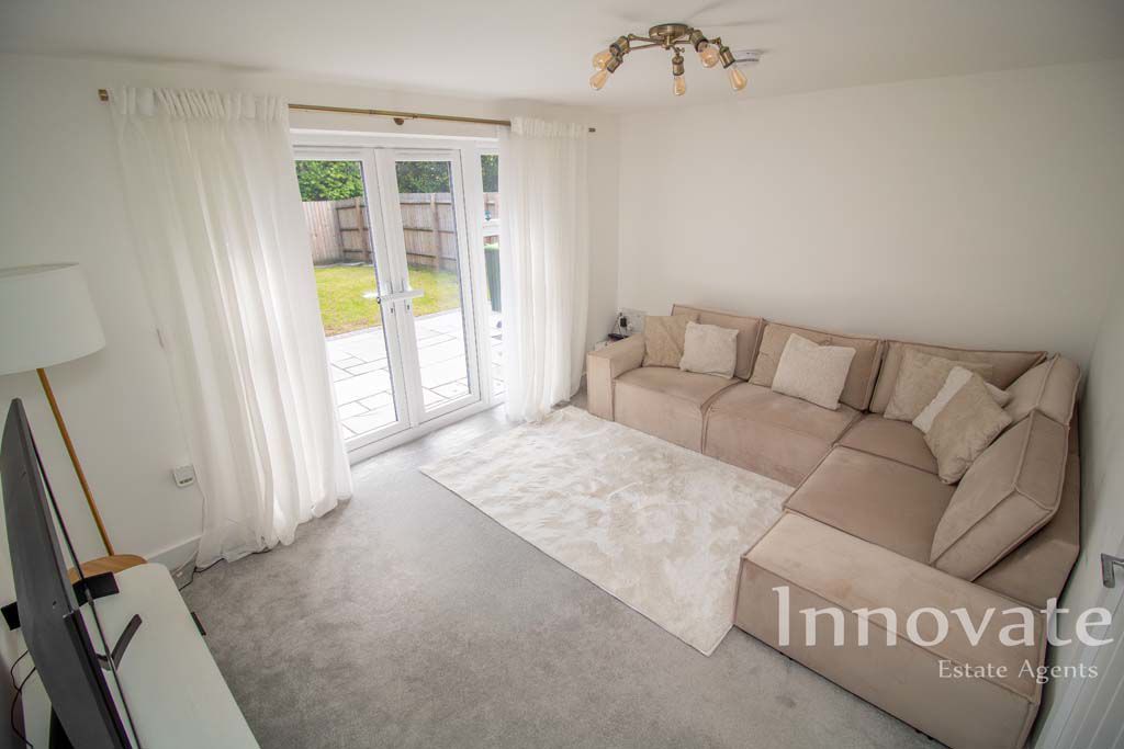 Property photo 3 of 12 Photo 9