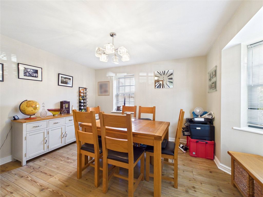 Property photo 3 of 19 Picture No. 09