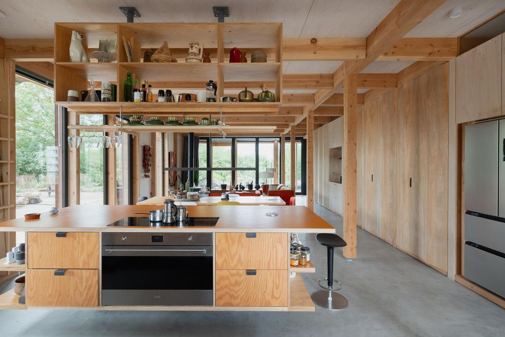 Property photo 3 of 36 19525942_N24_Webres.Jpg