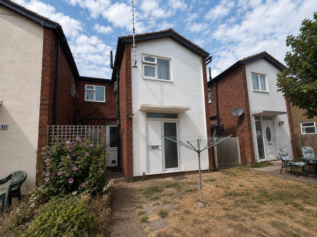 Property photo 1 of 12