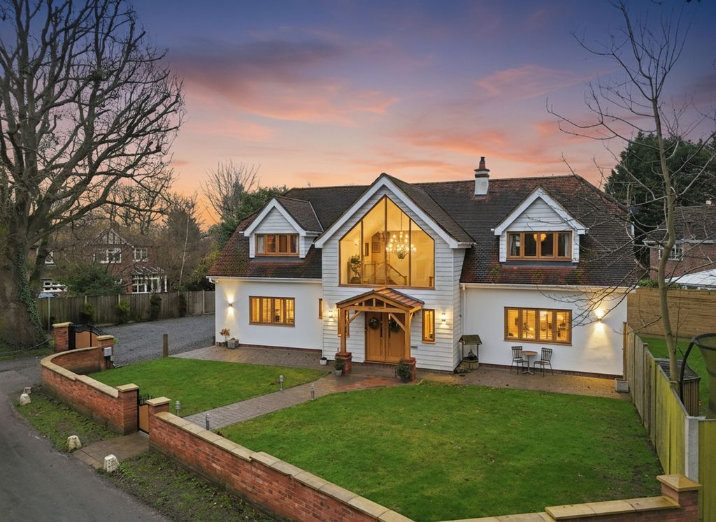 Property photo 1 of 33