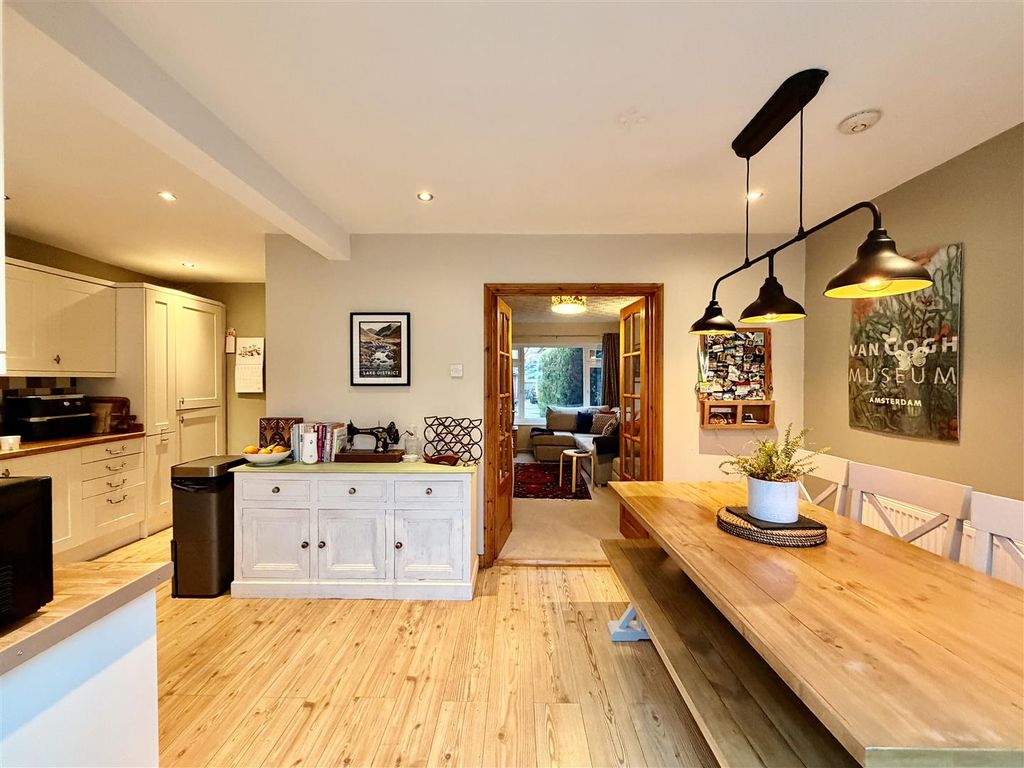 Property photo 2 of 29 2