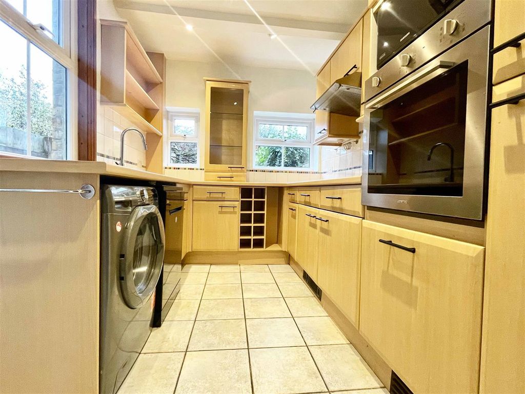 Property photo 3 of 18 K2.Jpg