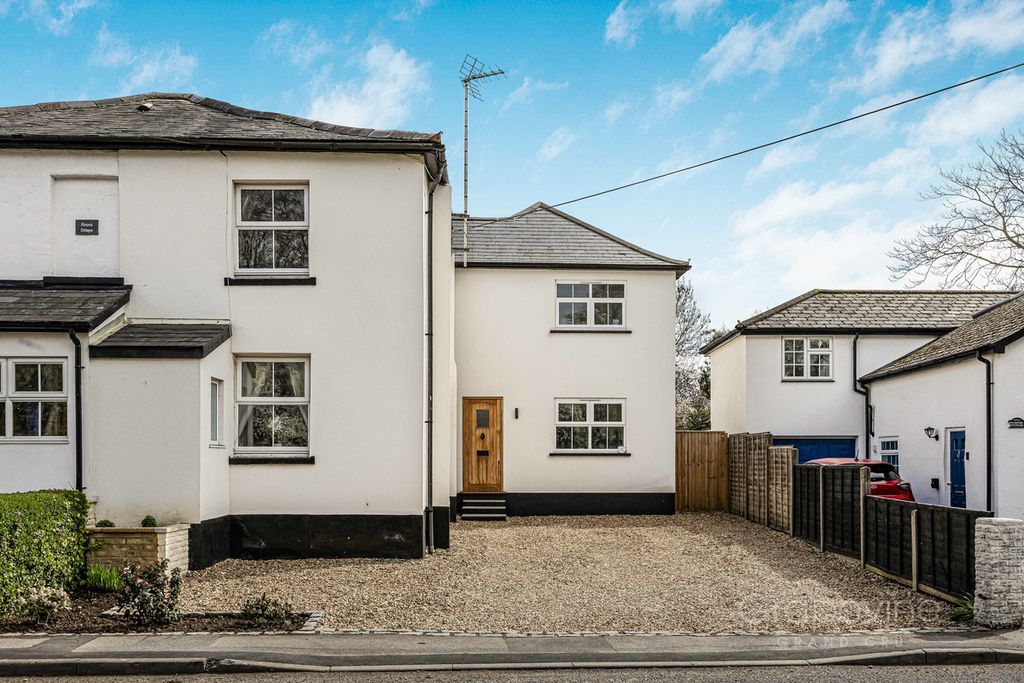 Additional image 30 of 4 bed semi-detached house for saleDavis Street, Hurst RG10