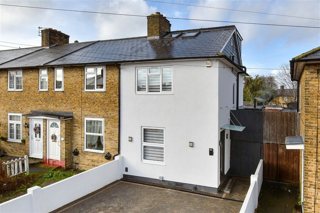 Property photo 1 of 16 External (Web)