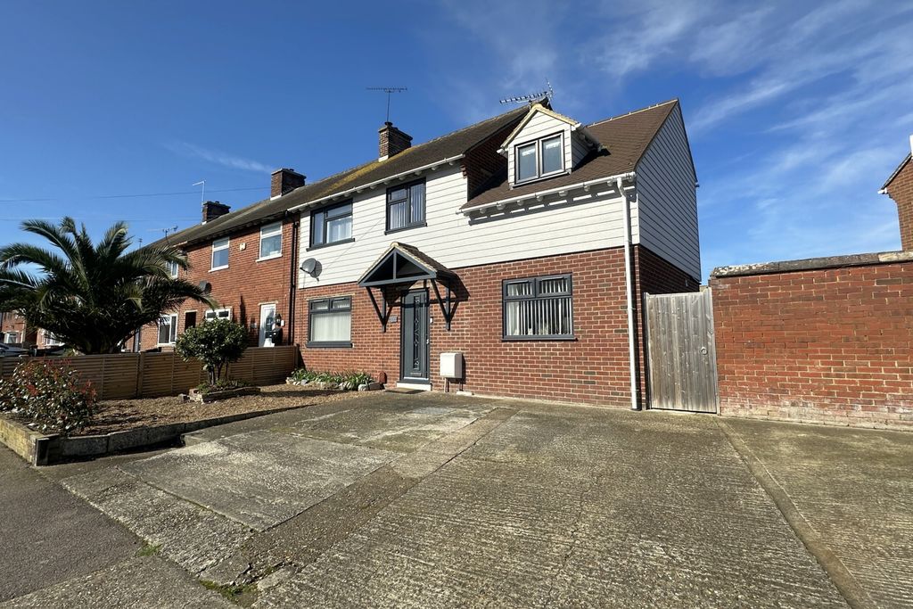 Property photo 1 of 16 Photo 2