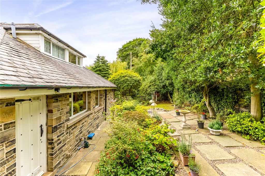 Additional image 25 of 3 bed detached house for saleStoney Bank Lane, Thongsbridge, Holmfirth HD9