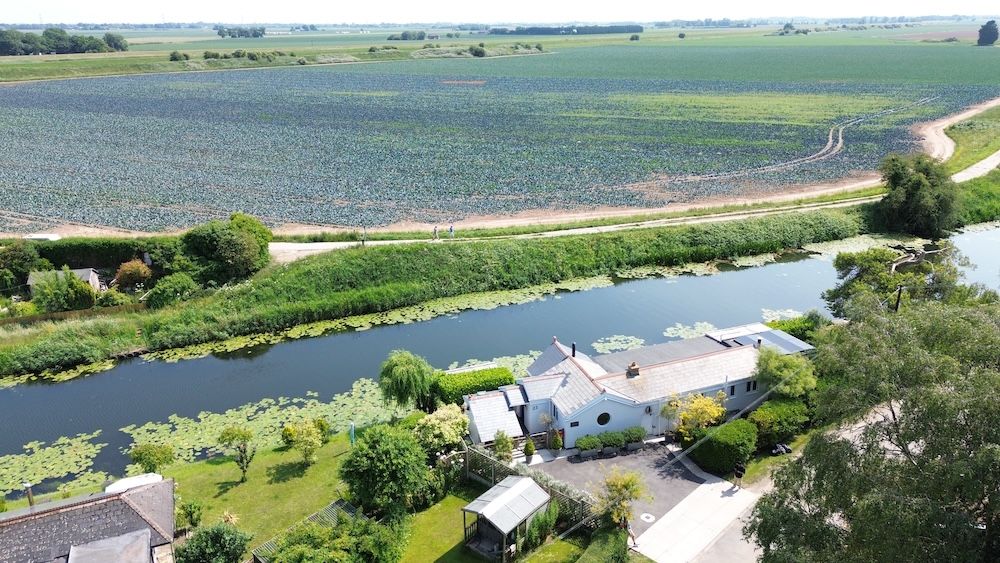 Property photo 3 of 22