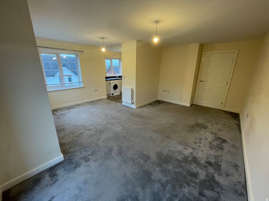 Property photo 3 of 8 Picture No. 05