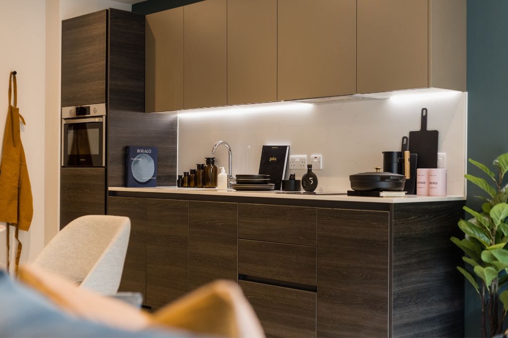 Property photo 2 of 20