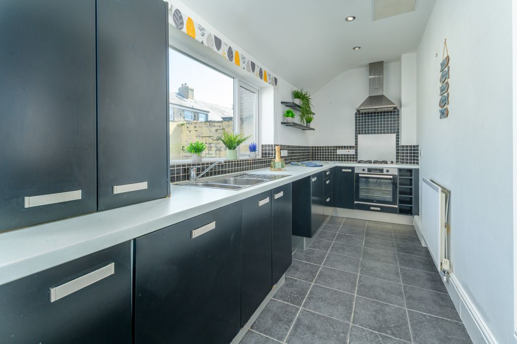 Property photo 2 of 15 Photo 2