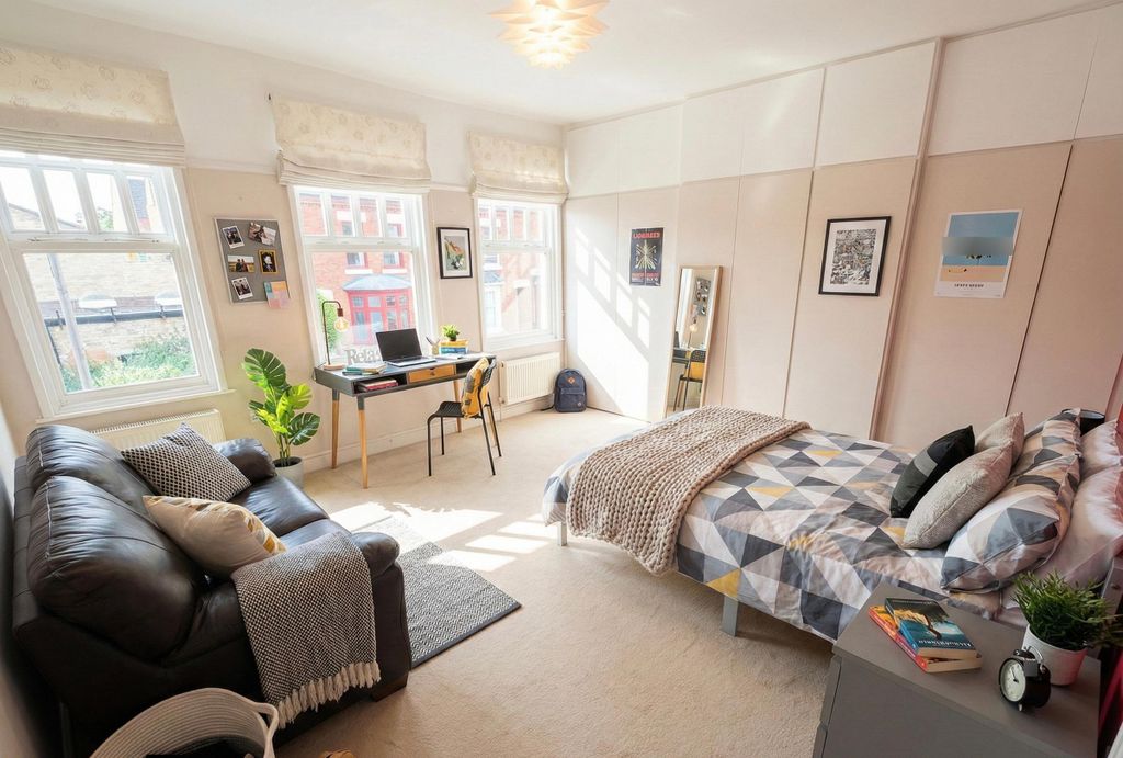 Property photo 1 of 14 Photo 0