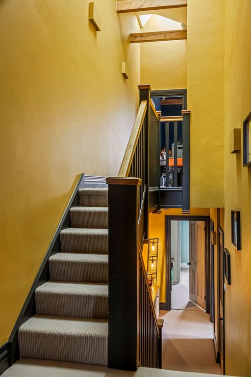 Additional image 15 of 5 bed semi-detached house for saleHaywards Road, Haywards Heath RH16