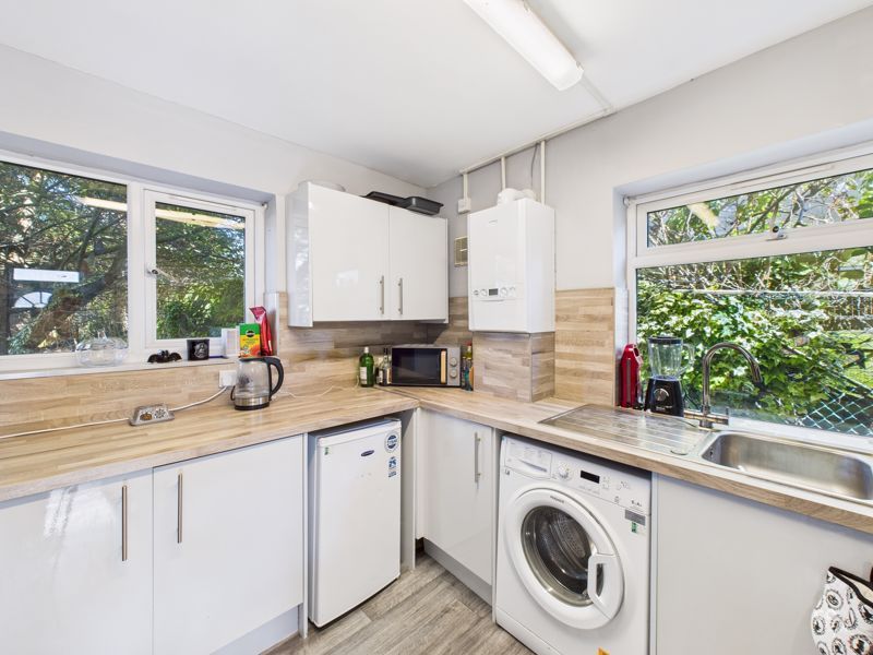 Property photo 3 of 11 Photo 13