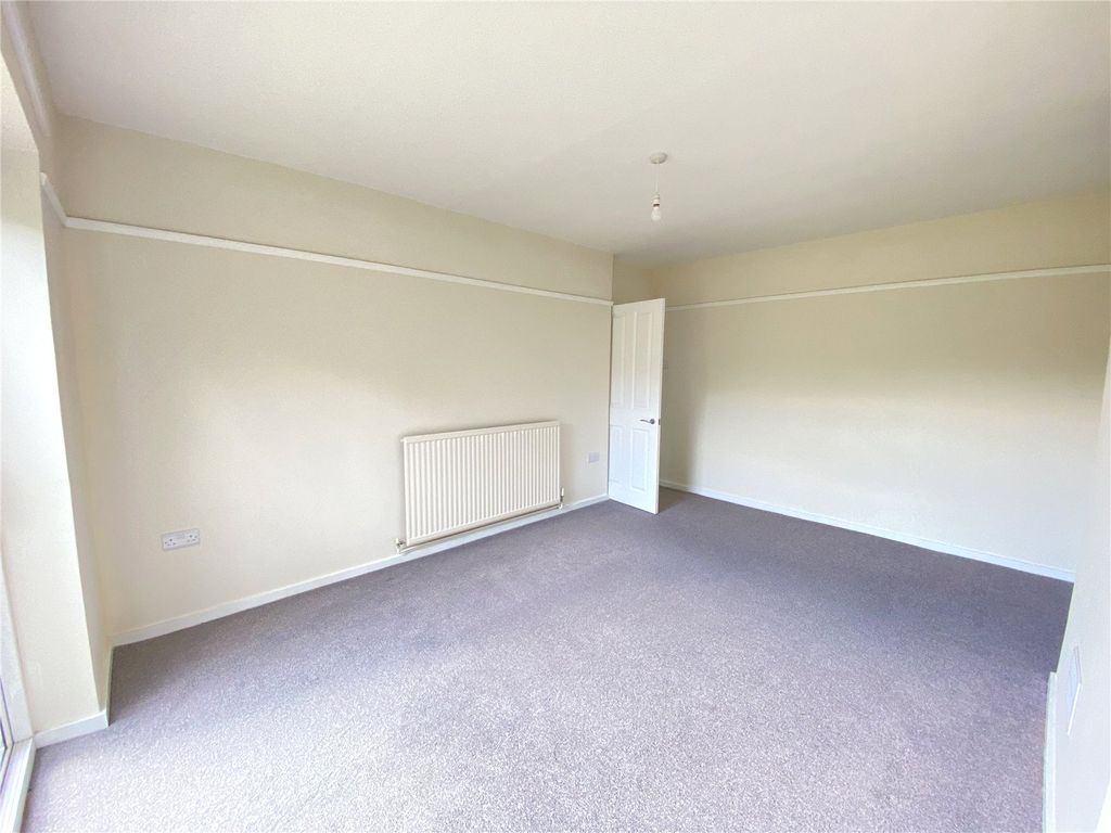 Property photo 2 of 8 Living Room