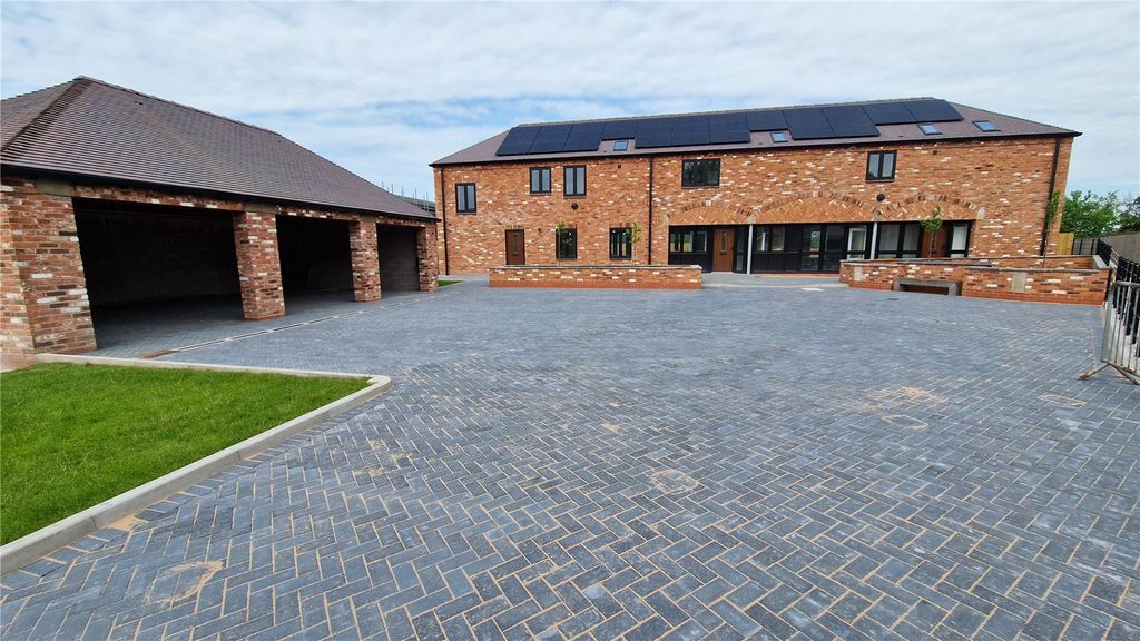 Property photo 1 of 10 Picture No. 04