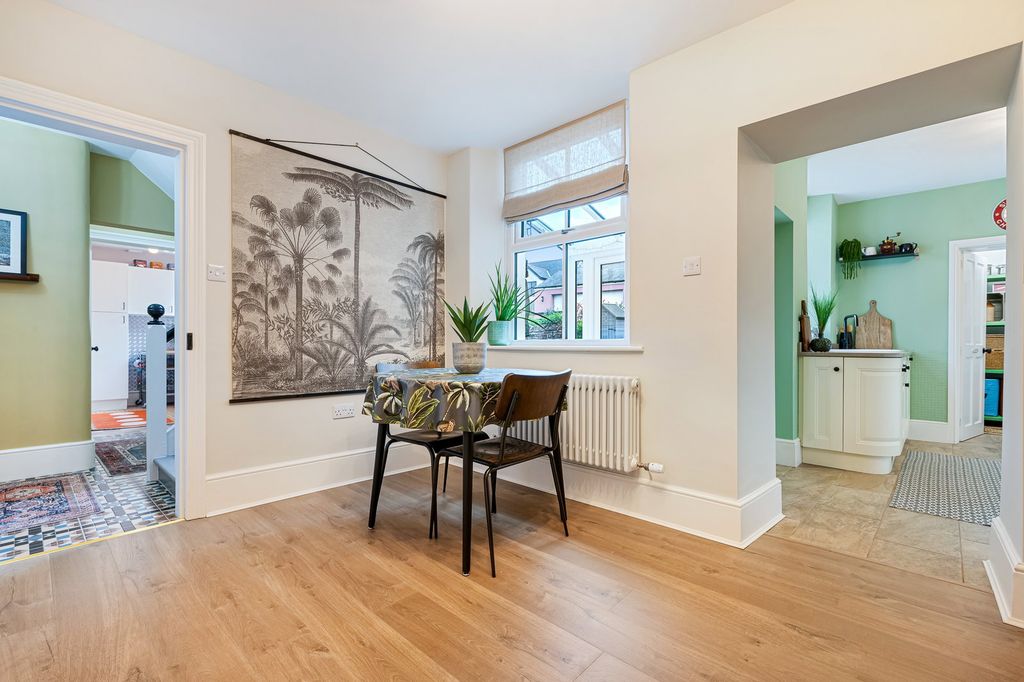 Additional image 6 of 3 bed semi-detached house for saleGelt Road, Brampton CA8