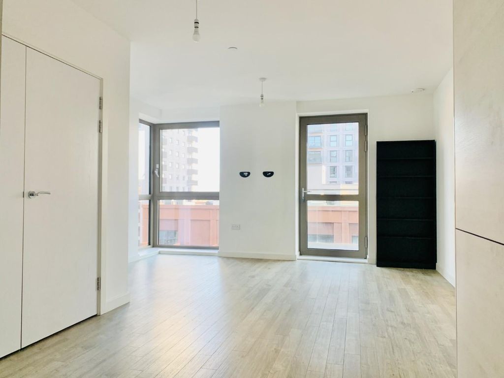 Property photo 1 of 9 2.Jpg