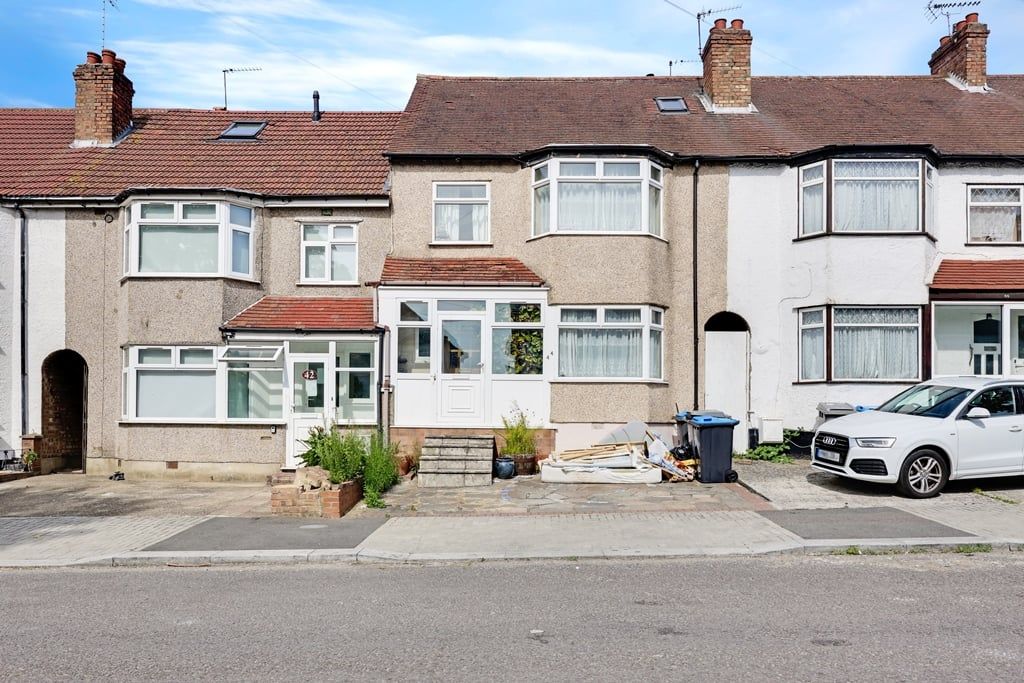 Property photo 1 of 14