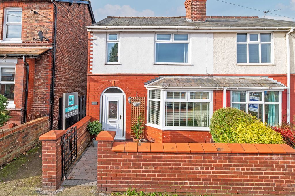 Property photo 1 of 17 Front External