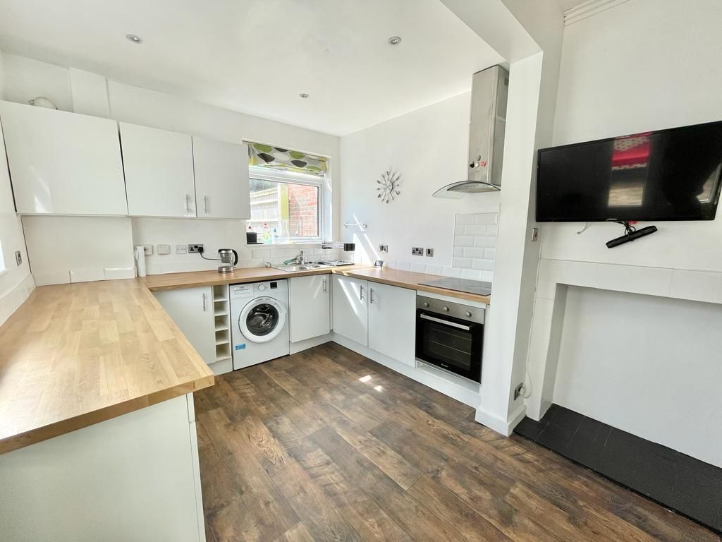 Property photo 3 of 11