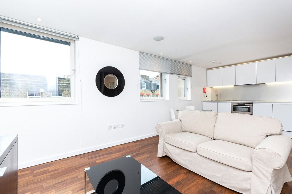 Property photo 2 of 11 Open Plan Living