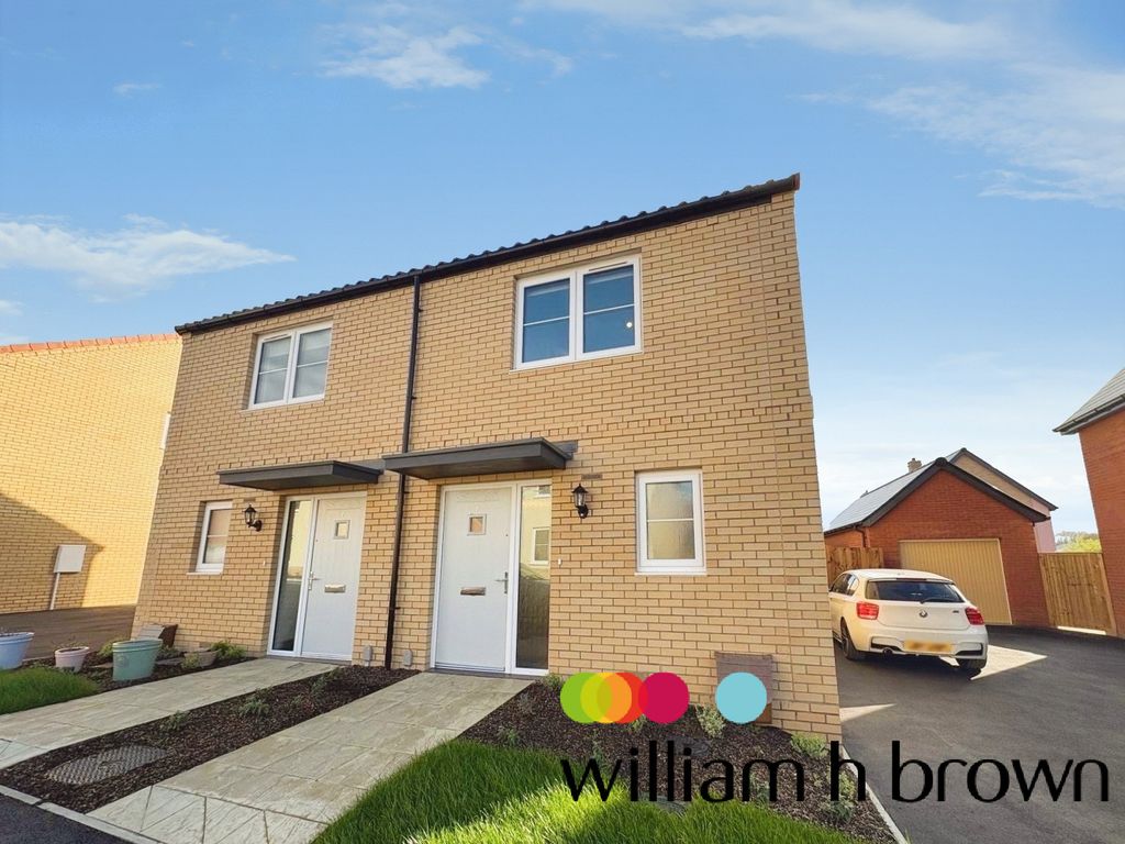 Property photo 1 of 10 Front