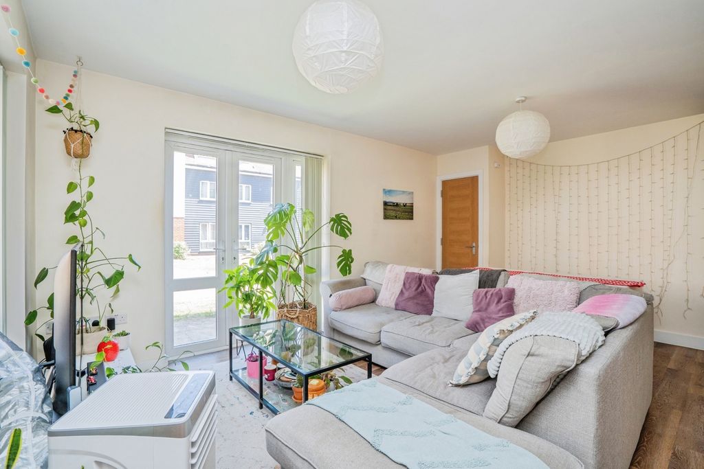 Property photo 1 of 13 Pbox-Img.Jpg