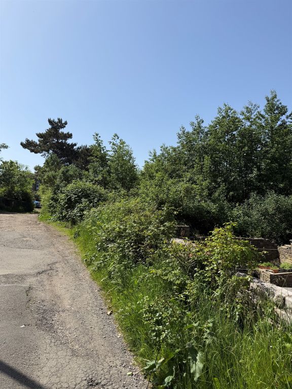 Property photo 2 of 3