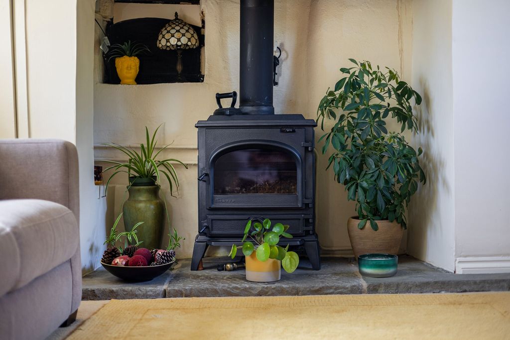 Property photo 3 of 24
