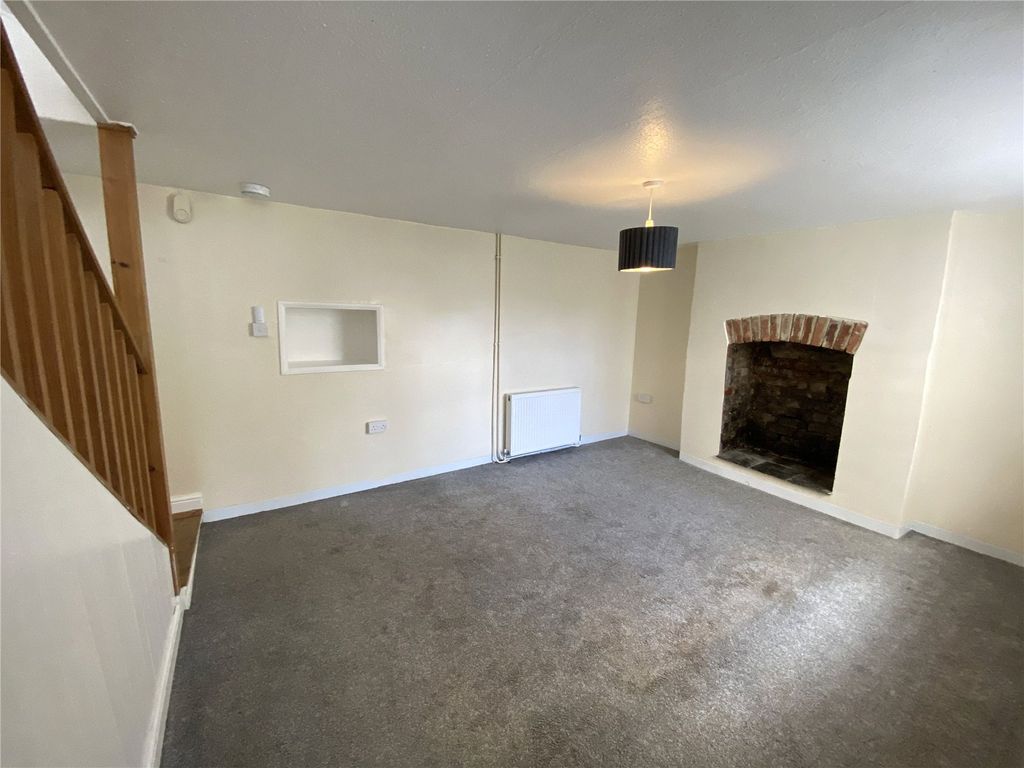 Property photo 2 of 16 Picture No. 17