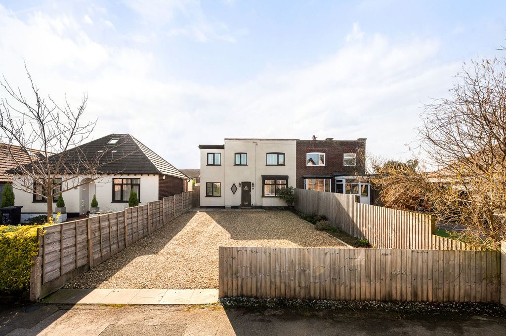 Property photo 1 of 25