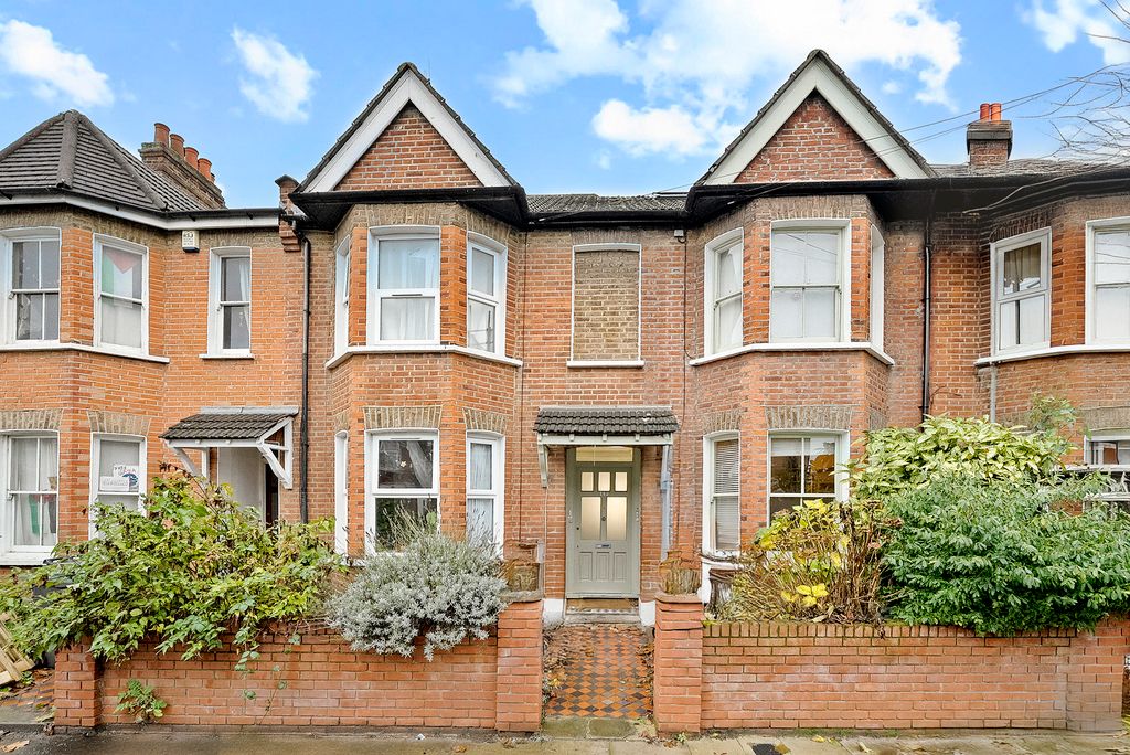 Property photo 1 of 20