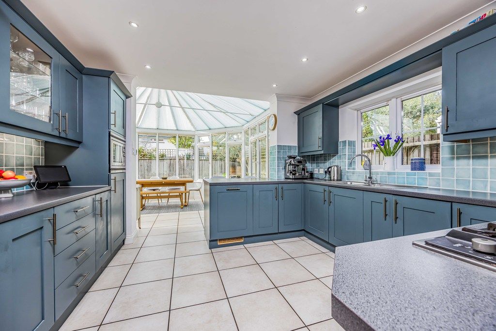 Property photo 3 of 45