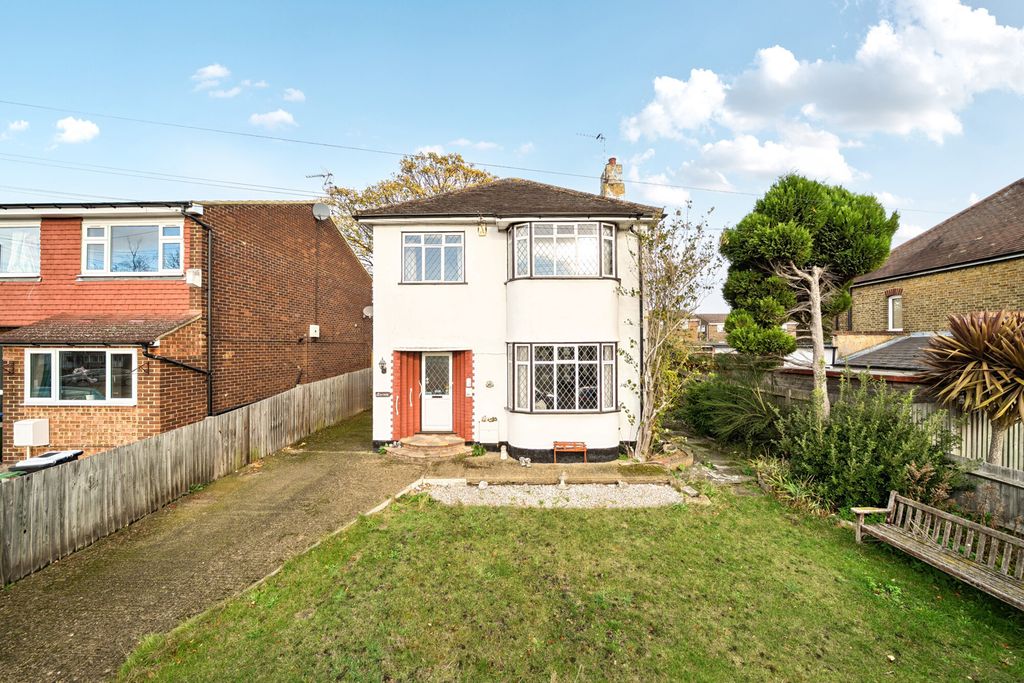 Property photo 1 of 20 1381698-12-691464...