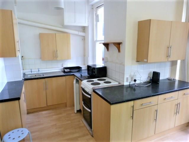 Property photo 2 of 13 Kitchen