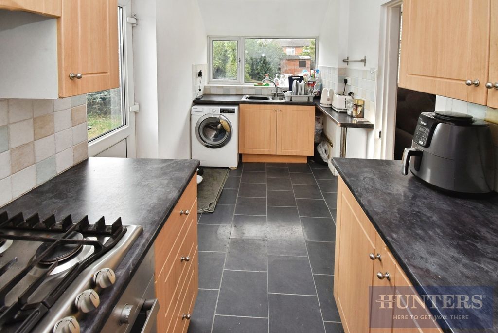 Property photo 3 of 14 Pbox-Img.Jpg