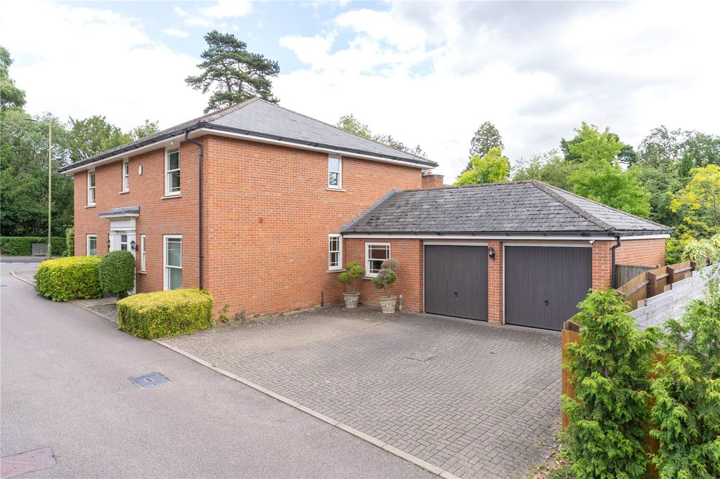 Property photo 1 of 22 Picture No. 01